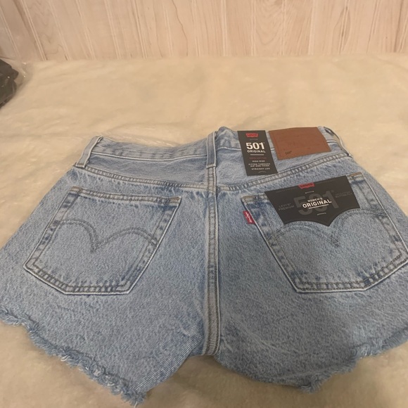 Levis's 501 High Rise Medium Wash - Picture 9 of 10
